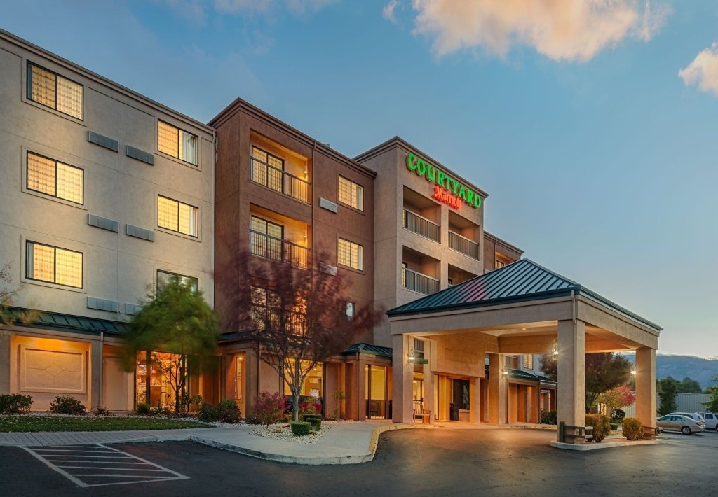 Courtyard by Marriott Reno 3*