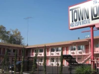 Town Lodge 1*