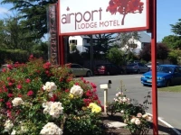 Airport Lodge Motel 4*