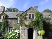 Collaven Manor Hotel 2*