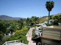 Malibu Country Inn 3*