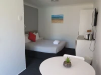 Paradise Inn Motel 3*