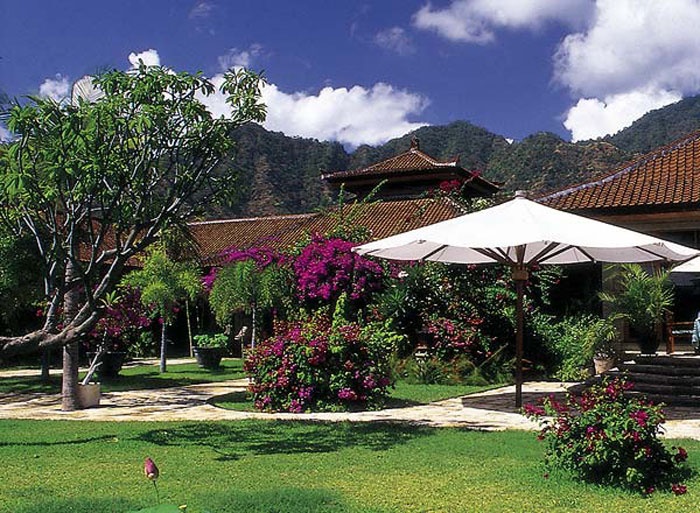 Matahari Beach Resort & Spa 