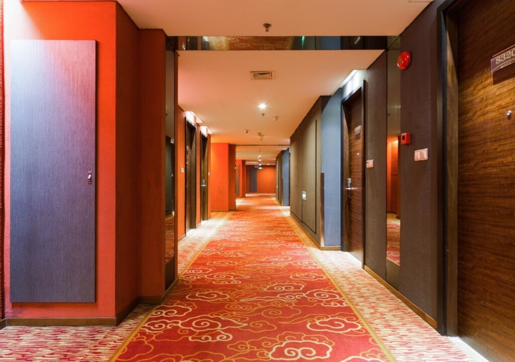 Days Hotel Insun Shanghai 4*