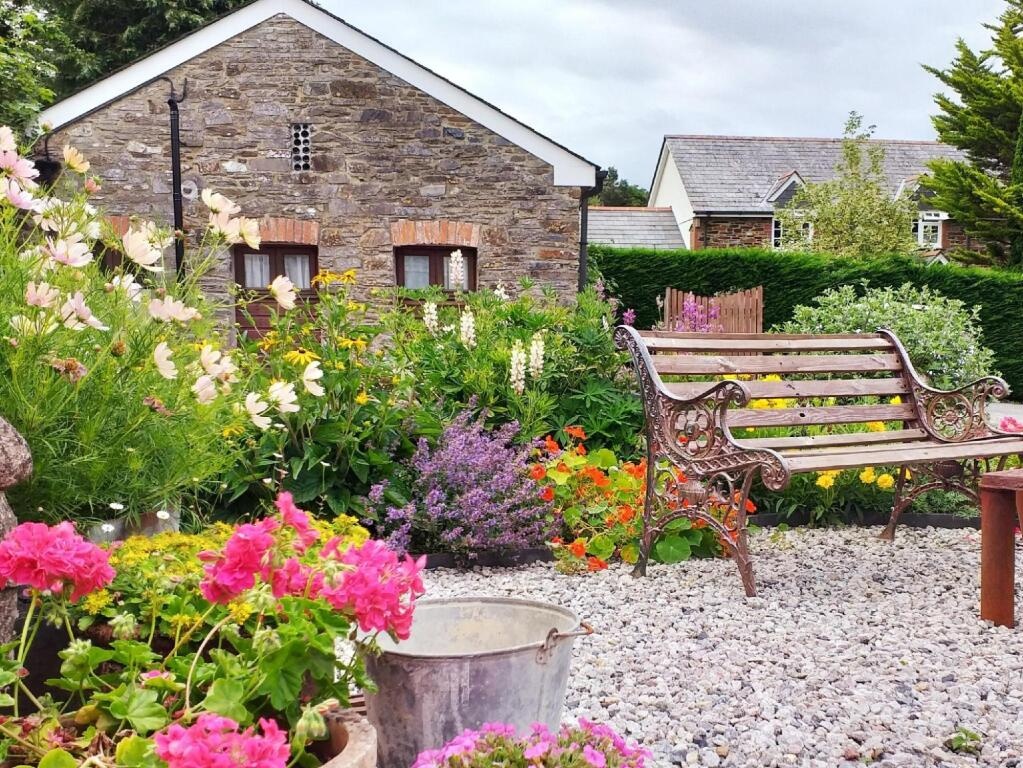 Lobhill Farmhouse 4*