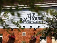 The Boathouse 2*