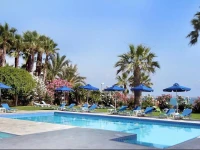 Rododafni Beach Holiday Apartments &amp; Villas 3*
