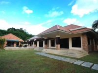 Baan Santi Villa 4*