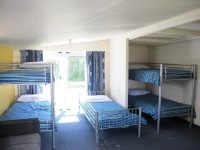 Island View Holiday Park 4*
