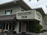 La Avenida Inn 3*