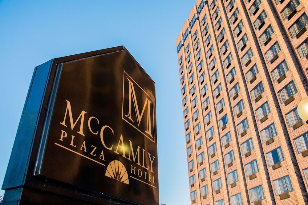 McCamly Plaza Hotel 3*
