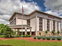 Hampton Inn Elizabeth City 3*