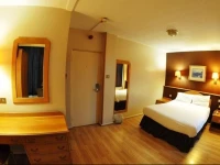 Metro Inns Derby 3*