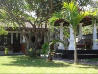 Puri Mandhara Lovina 1*