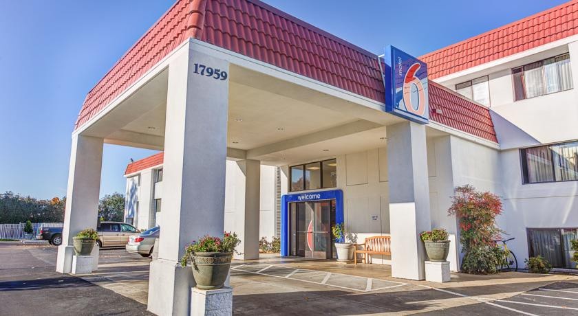 Motel 6 Portland - Tigard West 2*