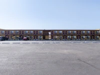 Lazy 8 Motel 2*