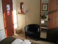 Lyness Guest House 3*