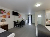 Frankston Motel 3*