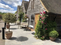 Tonge Barn 4*