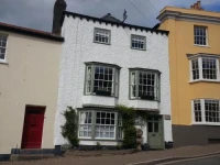 Radcliffe Guest House 4*