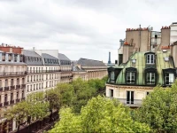 Cluny Square 3*