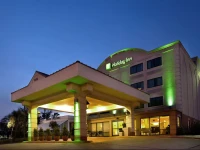 Holiday Inn Biloxi 3*