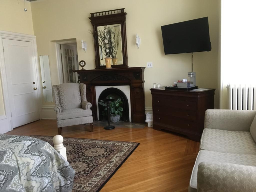 Hochelaga Inn 3*