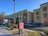 Comfort Suites Perrysburg 2*