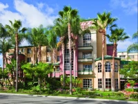 Peacock Suites 3*