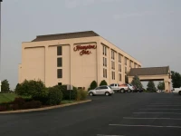 Hampton Inn Frankfort 3*