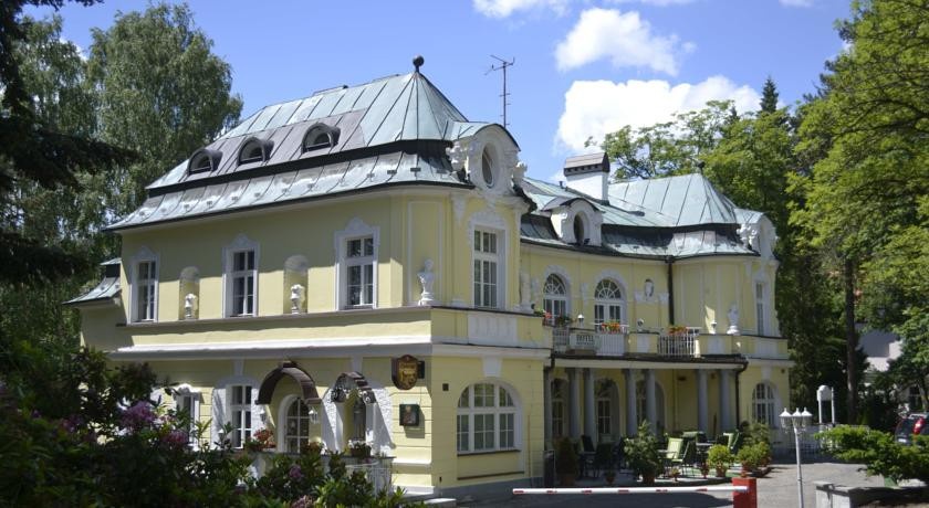 Saint Antonius Hotel 3*