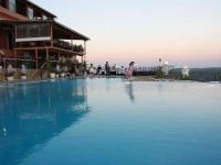 Golden Fox Complex 2*