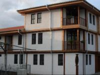Tsutsovi House