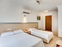Feron Hotel 