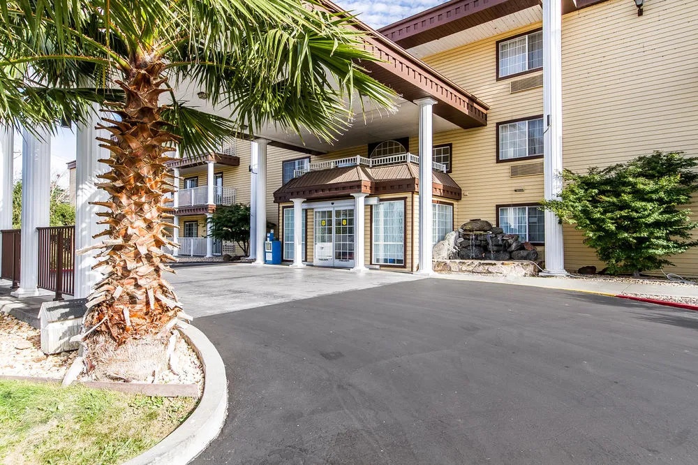 Comfort Inn Red Bluff 2*