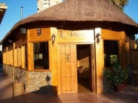 Hostal Mont Royal 2*