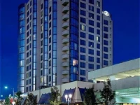 Hilton Vancouver Airport 5*