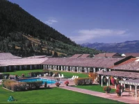Virginian Lodge 2*