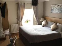 Crossways Inn 4*