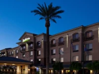 Radisson Hotel Yuma 3*