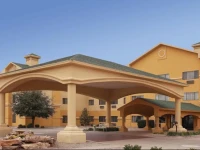 La Quinta Inn & Suites Clovis 3*