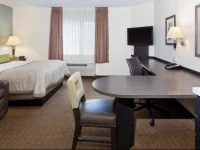 Candlewood Suites Detroit - Troy 2*