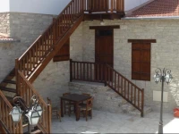 Romios Holiday Apartments 