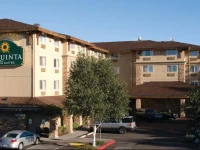 La Quinta Inn & Suites Vancouver 2*