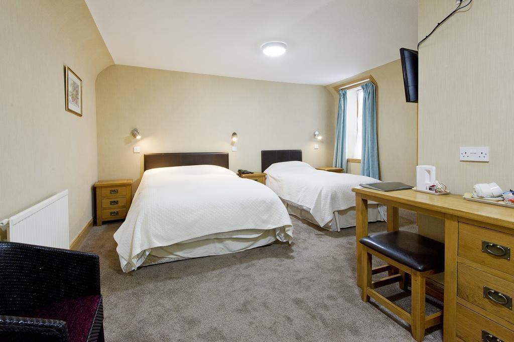 Nethercliffe Hotel 3*