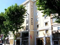 Golden Hill 4*