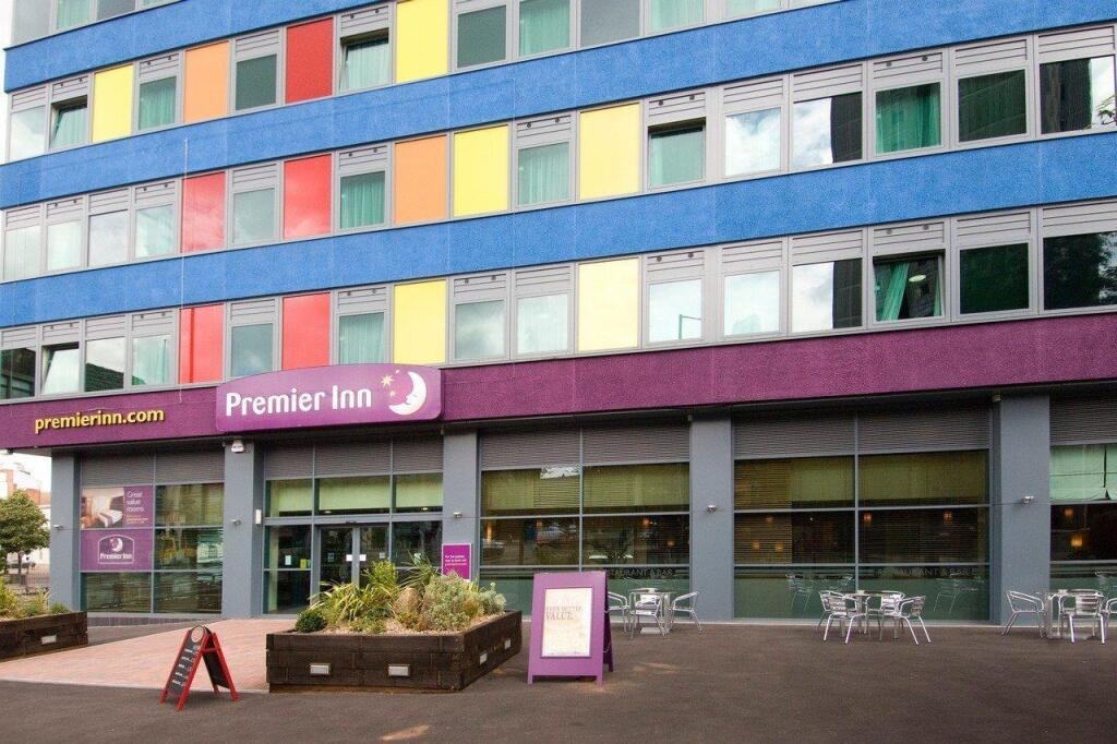 Premier Inn Leicester City Centre 3*