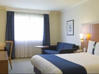 Holiday Inn Guildford 4*