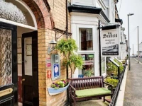 Seafield Guest House 4*
