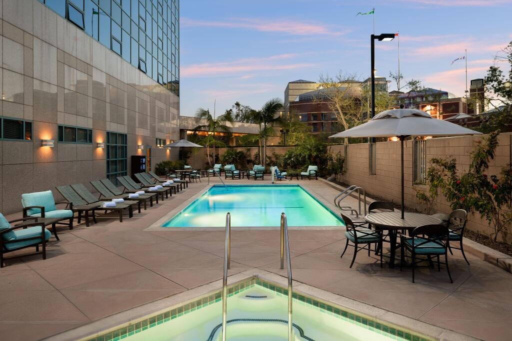 Sheraton Cerritos Hotel 5*